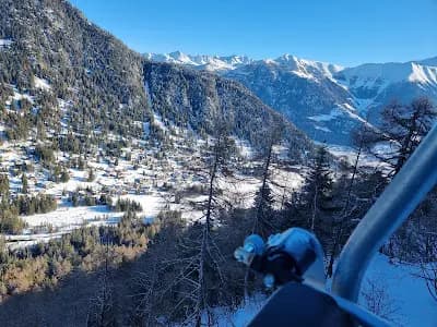 Review by Leon Funnell