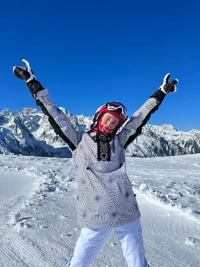 Review by Sofi Svyshch